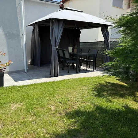 Sophia's Coastal Retreat بيت للعطل *