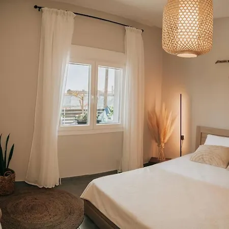 Sophia's Coastal Retreat *